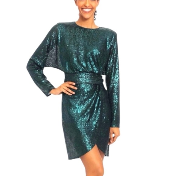 Donna Morgan Dresses & Skirts - Donna Morgan Sequin Mini Dress Long Dolman Sleeves in Green Size 16